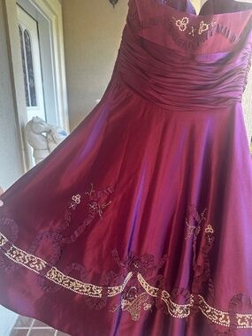 Gorgeous Burgundy Strapless Dress
